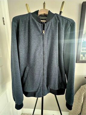 LAB PAL ZILERI Textured Zip Jacket in Gray Like New